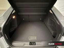 Blanco Usado 2023 Renault Arkana Techno SUV | 21.550 € (Precio justo)