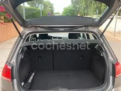 Gris / plata Usado 2014 VW Golf VII Business Berlina | 11.990 € (Precio justo)