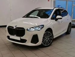 Blanco Usado 2023 BMW 218 Active Tourer Performance Monovolumen | 31.000 €
