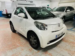 Blanco Usado 2010 Toyota iQ Utilitario | 3990 € (Buen precio)