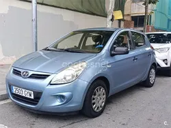 Azul Usado 2010 Hyundai i20 Comfort Berlina | 4200 € (Precio justo)