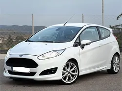 Blanco Usado 2014 Ford Fiesta Sport Utilitario | 7500 € (Precio justo)
