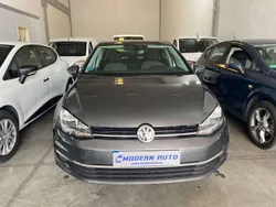 Gris / plata Usado 2019 VW Golf VII Advance Utilitario | 15.500 € (Precio justo)