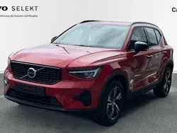 Rojo Nuevo 2025 Volvo XC40 Plus SUV | 39.400 € (Buen precio)