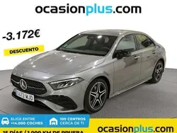 Gris Usado 2023 Mercedes A180 Advanced Utilitario | 31.728 € (Precio justo)