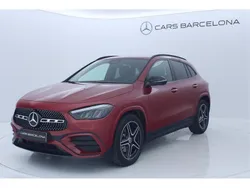 Rojo patagonia Nuevo 2024 Mercedes GLA200 SUV | 52.600 € (Un poco caro)