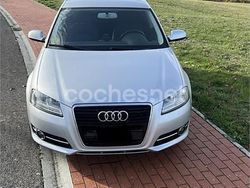 Gris / plata Usado 2011 Audi A3 Ambition Berlina | 9400 € (Precio justo)