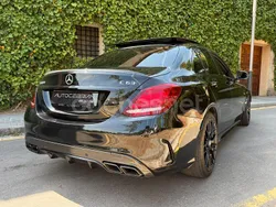 Negro Usado 2016 Mercedes C63 AMG AMG Berlina | 45.900 € (Buen precio)