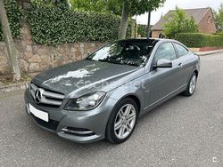 Gris / plata Usado 2011 Mercedes C220 Coupe | 15.000 € (Un poco caro)