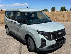 Verde Usado 2024 Ford Tourneo Courier Trend Monovolumen | 24.000 €