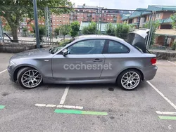 Gris / plata Usado 2011 BMW 118 Coupé Coupe | 13.100 € (Caro)