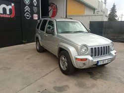 Usado 2005 Jeep Cherokee SUV | 7590 € (Super precio)