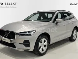 Gris / plata Usado 2023 Volvo XC60 Core SUV | 39.900 € (Precio justo)