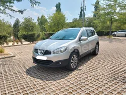 Gris / plata Usado 2010 Nissan Qashqai +2 Acenta SUV | 8500 € (Precio justo)
