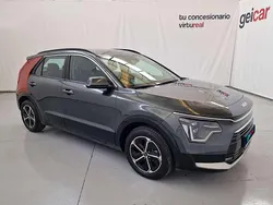 Gris Usado 2022 Kia Niro SUV | 22.700 € (Un poco caro)