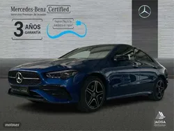 Azul espectra Usado 2024 Mercedes CLA250e AMG line Berlina | 42.490 € (Precio justo)