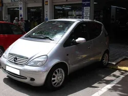 Plateado Usado 2004 Mercedes A160 Elegance Utilitario | 4499 € (Precio justo)