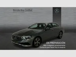 Gris / plateado Usado 2021 Mercedes E220 Avantgarde Berlina | 36.990 € (Super precio)