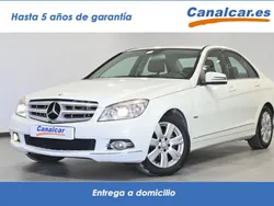 Blanco Usado 2009 Mercedes C180 Avantgarde Berlina | 8385 € (Precio justo)