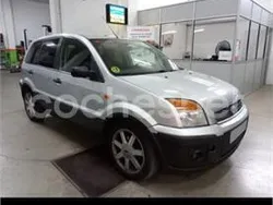 Gris / plata Usado 2008 Ford Fusion Futura Berlina | 3300 € (Buen precio)