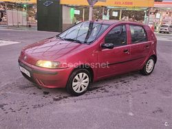Granate Usado 2002 Fiat Punto Utilitario | 1599 €