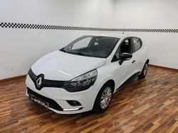 Blanco Usado 2018 Renault Clio IV Business Utilitario | 7990 € (Un poco caro)