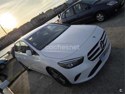 Blanco Usado 2021 Mercedes B200 Monovolumen | 18.900 € (Super precio)