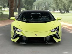 Verde Usado 2023 Lamborghini Huracán Coupe | 335.000 €