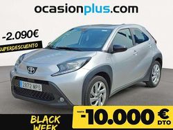Gris Usado 2024 Toyota Aygo Play Utilitario | 12.900 € (Precio justo)