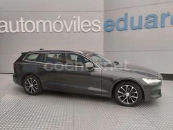 Gris / plata Usado 2019 Volvo V60 Momentum Familiar | 19.800 € (Precio justo)