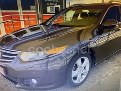 Gris / plata Usado 2009 Honda Accord Executive Familiar | 12.999 € (Un poco caro)