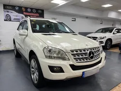 Blanco Usado 2009 Mercedes ML320 SUV | 15.499 € (Un poco caro)