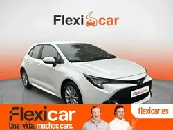 Blanco Usado 2023 Toyota Corolla Business Edition Berlina | 23.490 € (Precio justo)