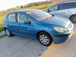 Azul Usado 2002 Peugeot 307 Berlina | 2300 € (Buen precio)