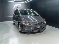 Gris / plata Usado 2021 VW Touran Advance Monovolumen | 23.990 € (Precio justo)