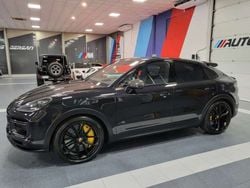 Negro Usado 2022 Porsche Cayenne Turbo GT SUV | 189.990 €