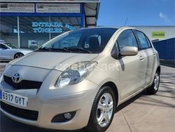 Beige Usado 2010 Toyota Yaris Berlina | 5300 € (Precio justo)