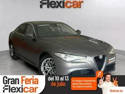 Gris Usado 2018 Alfa Romeo Giulia Super Berlina | 20.490 € (Precio justo)