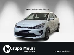 Blanco Usado 2022 Kia Rio Utilitario | 13.900 € (Precio justo)