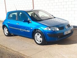 Azul Usado 2004 Renault Mégane II Privilege Berlina | 2680 € (Precio justo)