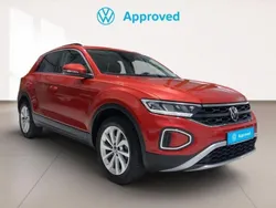 Rojo Usado 2024 VW T-Roc Life SUV | 27.990 € (Un poco caro)