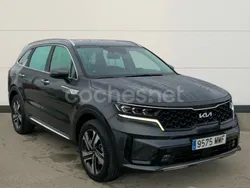 Gris / plata Usado 2023 Kia Sorento 2 SUV | 47.900 €