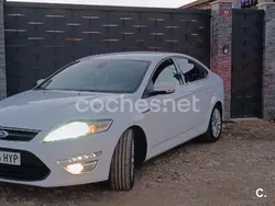 Blanco Usado 2014 Ford Mondeo Titanium Berlina | 7700 € (Precio justo)