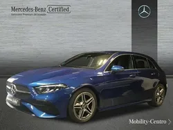 Azul Usado 2024 Mercedes A180 Berlina | 32.900 € (Precio justo)