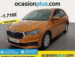 Naranja Usado 2023 Skoda Fabia Ambition Utilitario | 13.734 € (Precio justo)