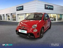 Rojo Usado 2022 Abarth 695 Utilitario | 22.900 € (Un poco caro)