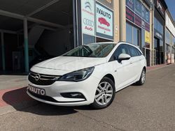 Blanco Usado 2017 Opel Astra Business Familiar | 5999 € (Precio justo)