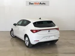 Blanco Usado 2024 Seat Leon Style | 22.975 € (Super precio)