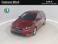 Rojo Usado 2024 Kia Ceed Utilitario | 20.990 € (Un poco caro)