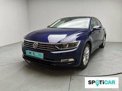 Azul Usado 2019 VW Passat Advance Berlina | 21.900 € (Caro)